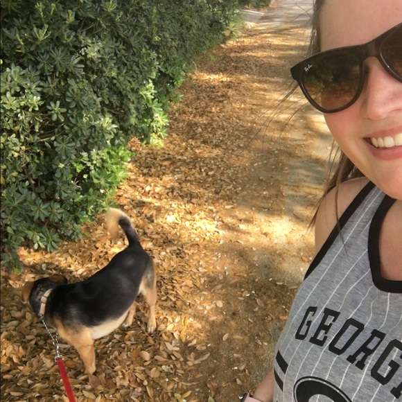 Meet your seller! - Picture 3 of 4